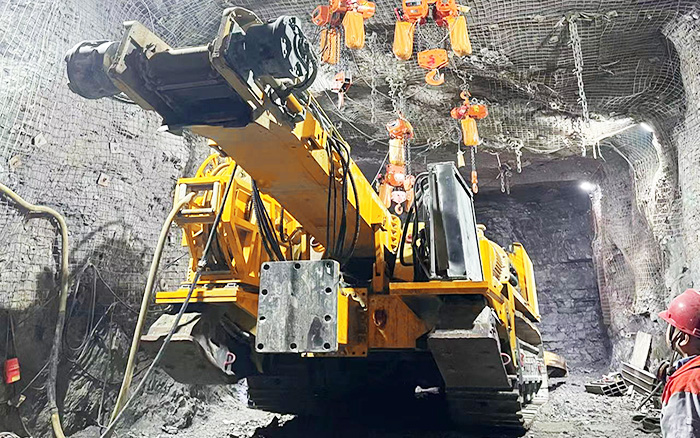 掘进磷矿！！！NG电子游戏XTR7/360掘进机点磷成金