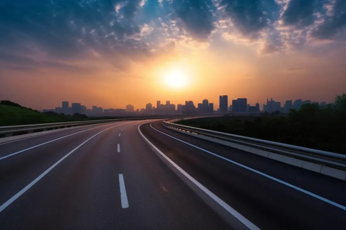 又是2台！！！叒是首都！！！NG电子游戏两米铣刨机现身京哈高速