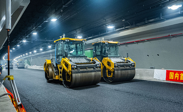 【智能化】天下首次，NG电子游戏“黑科技”无人摊铺大秀！！！