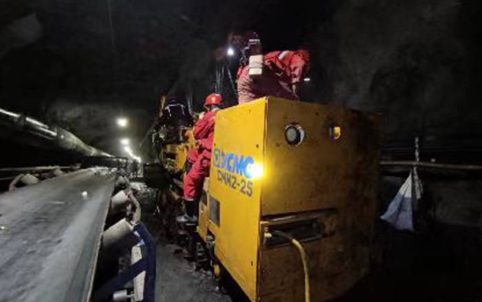 综掘装备上新！！NG电子游戏CMM2-25煤矿用锚杆钻车首发