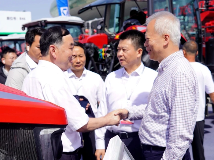 cf554cbf4a014c56984780d5fcc24a04