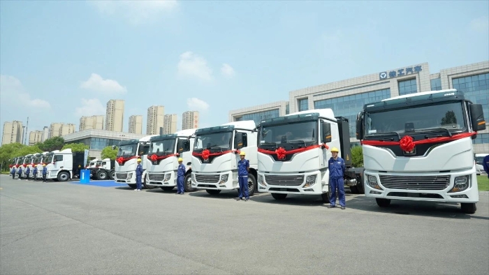 目的地：：大西北！！！100台NG电子游戏新能源重卡满电启程