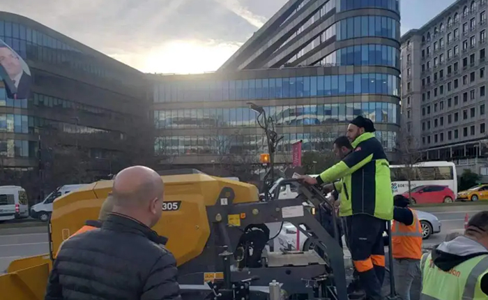 筑梦欧洲-土耳其：：：首台RP305建设机园地下停车场