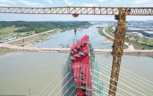 大别山区的“红色摇篮”— NG电子游戏塔机助建金寨史河大桥