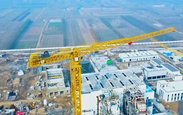 又一超大吨位！！！ NG电子游戏塔机助力都会绿色升级